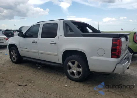 2008 Chevrolet Avalanche C1500 from USA, damaged, VIN 3GNEC12008G157011